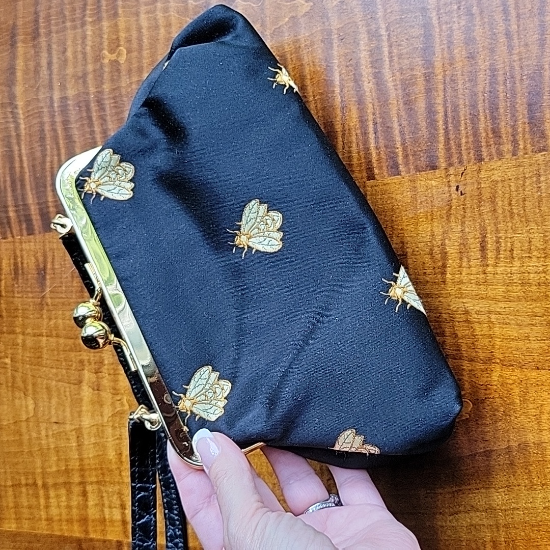Clever Carriage Co Honeybee Embroidered Purse